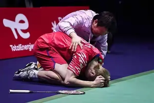 决赛中, yid