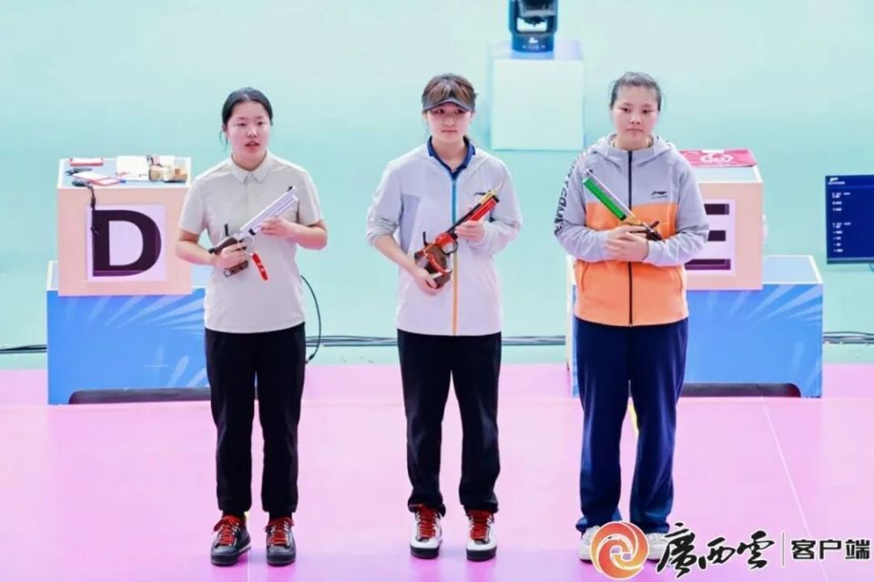 唐晓历经领, 这枚金牌意 唐晓历经领, 这枚金牌意